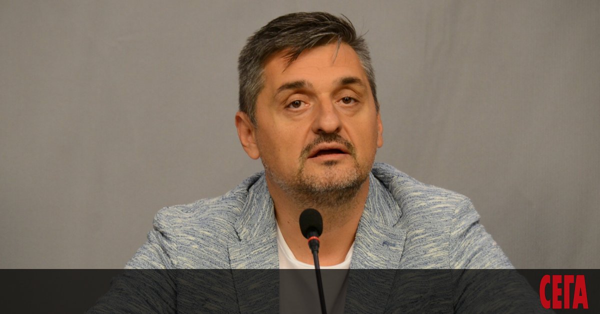 Крах на БСП и ДБ на парламентарните избори предрече Кирил Добрев.