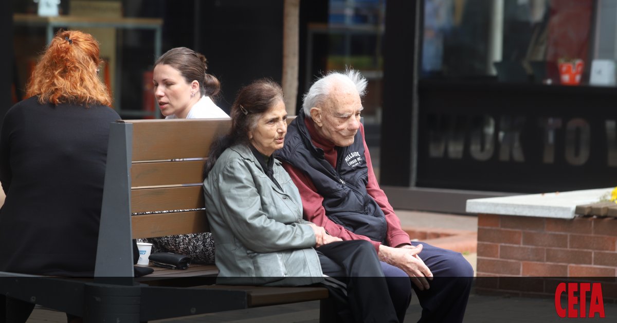 Vseki Peti Pensioner Se Pensionira Na Nad 66 G Sega