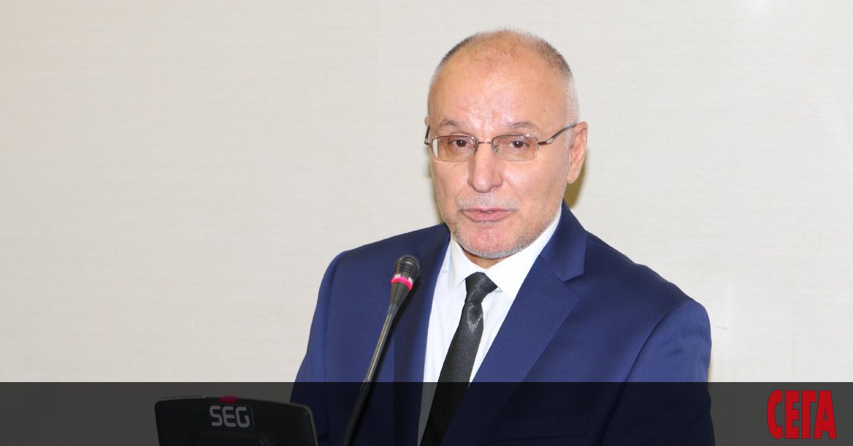 Управителят на Българската народна банка Димитър Радев е отличен с