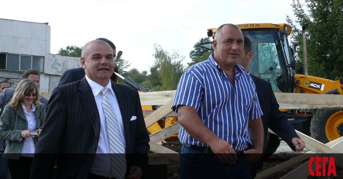 Премиерът Бойко Борисов бетонира контрола си върху любимото му ловно стопанство Паламара,