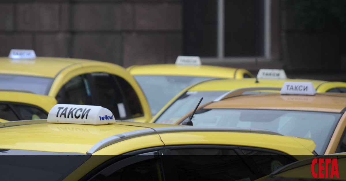 Таксиметровите фирми в София искат повишаване на цената на услугата,