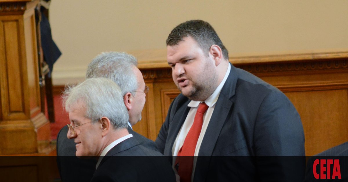 Делян Пеевски е атакувал пред Върховния административен съд (ВАС) решението на