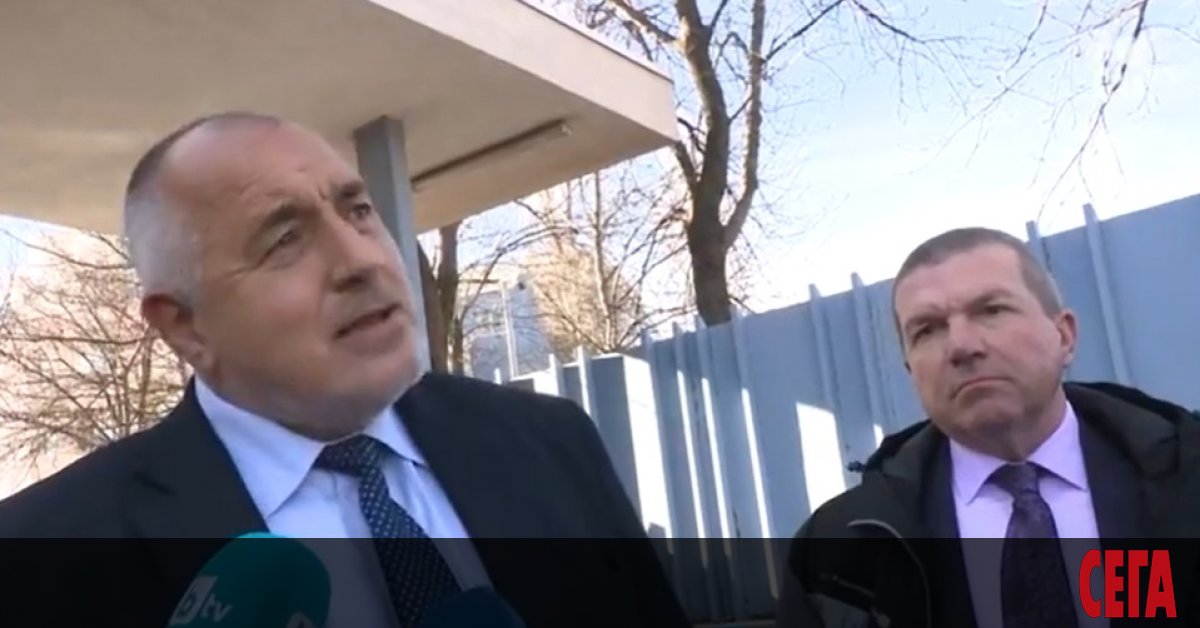 Бойко Борисов се яви днес в националната полиция, където беше