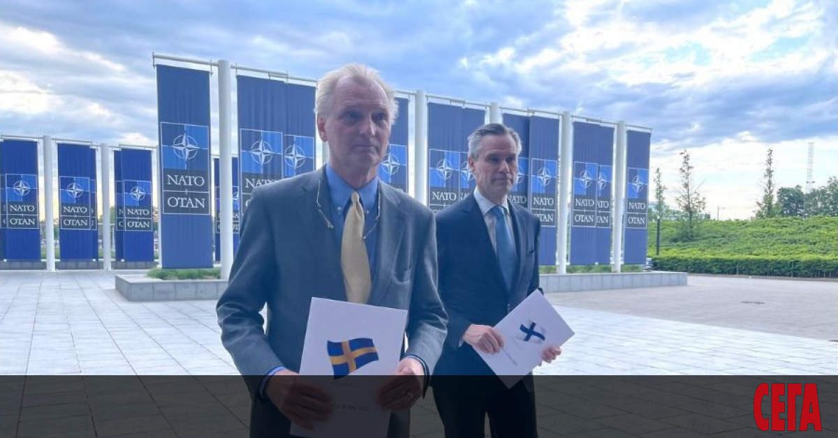 Финландия и Швеция подадоха днес заедно молби за членство в НАТО. Посланиците на