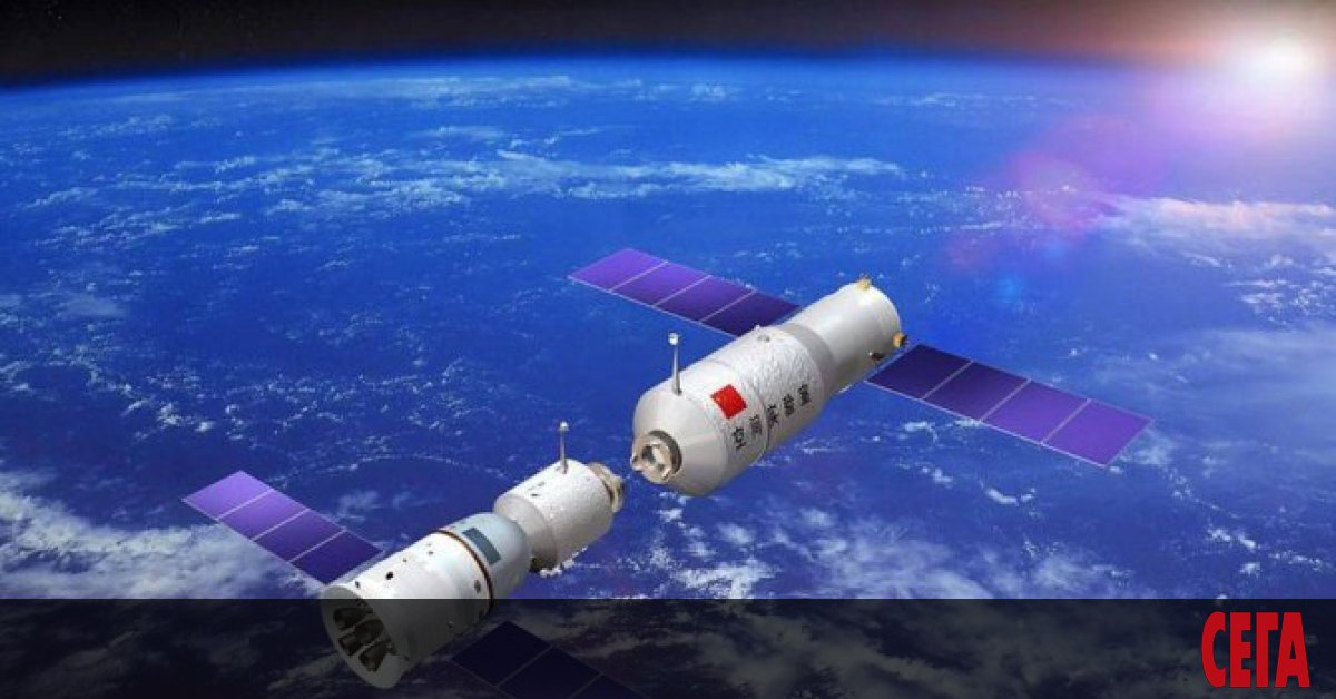 Китай изстреля космическия кораб Шънджоу-14, прикрепен към ракета Чанчжън-2F с трима
