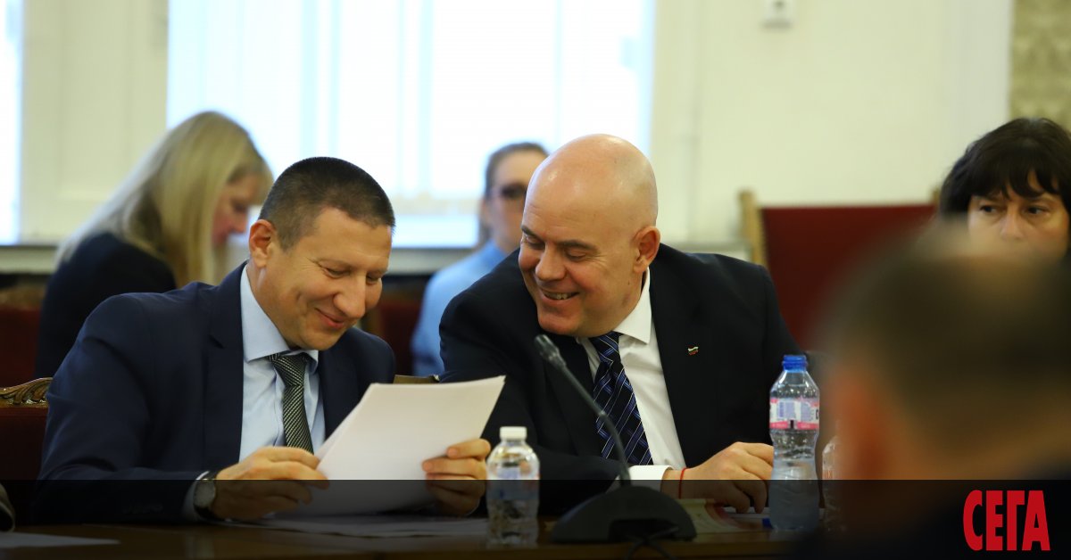 Борислав Сарафов беше единодушно преизбран за директор на Националната следствена