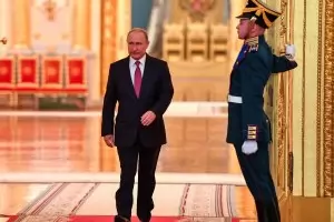 Путин улесни даването на руски паспорти на жители в Източна Украйна