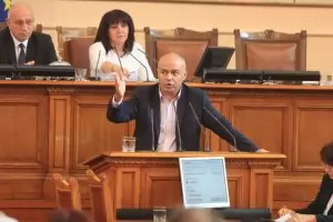 БСП настоява за отговор кой ще строи "Хемус" още днес