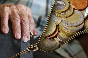 Бомбата със застаряващото население ще гръмне след 50  г.