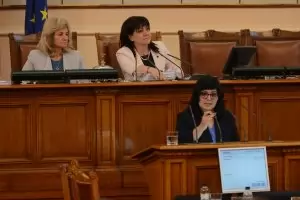 Внесено е обвинението срещу жената, разтръбила за липса на лекарства