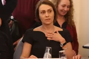 ЧЕЗ преговарят и с "Инерком", и с индийците за бизнеса си в България