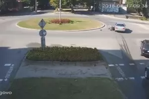 Уволнен е полицаят, написал акта за катастрофата с бащата на президента