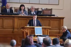 Разпрата Божанков - Лечева доведе до отводи в БСП