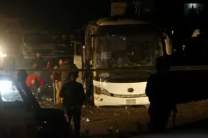 Убити и ранени след взрив до автобус с виетнамски туристи в Египет