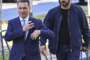 Бившият македонски премиер иска чужд съд да го съди