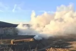 Избухна пожар в хранилище на химическия завод в Девня (видео)