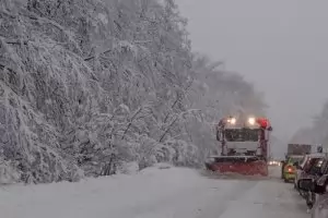 Все още има селища без ток в Смолянско