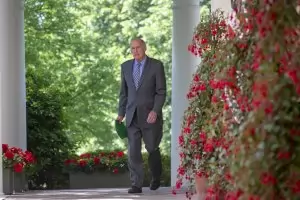 Тръмп нахока шефовете на разузнаването в САЩ