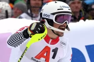 В Австрия: Алберт Попов поднесе голямата изненада в слалома
