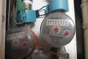 ВиК фирми и топлинни счетоводители се карат кой да слага умни водомери