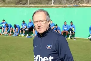 БФС отстрани шефа на съдиите