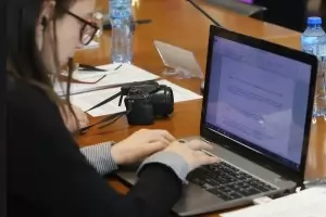 Евростат: 34% от българите работят седнали