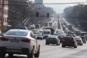 800 замърсяващи коли влизат дневно в центъра на София