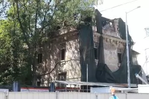 Съсипването на архитектурни ценности става още по-лесно