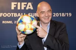 ФИФА е на път да добави втори домакин на Мондиал 2022
