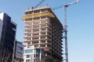 Небостъргачът "Златен век" се сдоби с ключово разрешение