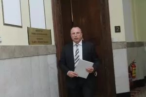 Скандалът с къщите за гости се разраства