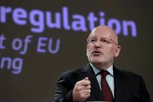 ЕК заплаши да накаже Румъния 
             заради върховенството на закона