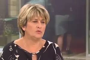 Лечева: Опозицията в БСП искаше да се прегърне с властта