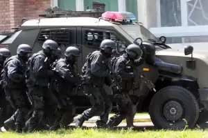 Десетки арестувани след масов бой и стрелби между фамилии в Розино
