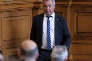 В. Симеонов: Най-влиятелните и богати хора са тези, които управляват