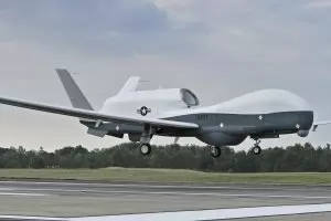 Свален дрон увеличи напрежението между САЩ и Иран