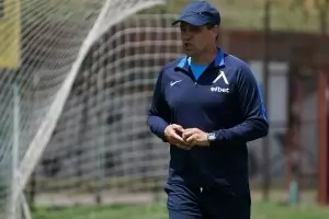 Хубчев: Да видим дали шефовете на "Левски" ще удържат на думата си