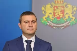 Владислав Горанов: България може да замени лева с евро през 2023 г.