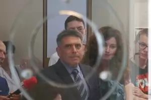 Кабинетът внесе спешно в НС
проекта за независимия прокурор