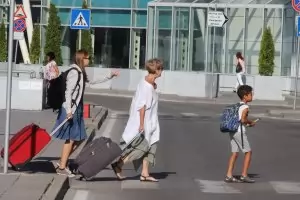 "Астрал Холидейз" обяви, че спира работа