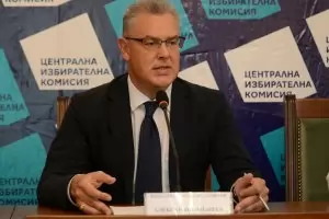 ЦИК: Изнасянето на данни е най-тежкото нарушение в деня на вота