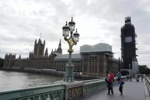 Британски политици зоват за бунт срещу Борис Джонсън