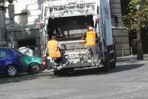 Поръчка на София за едва 4 камиона за боклук е обжалвана