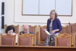 МВнР скри какви езици владеят консулите