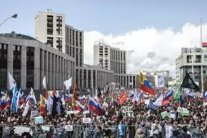 20 000 излязоха в подкрепа на опозицията на разрешен митинг в Москва