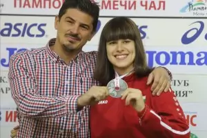 Наша каратистка се прицели в световната титла