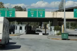 Гърция ще въведе допълнителен тест за влизащите от България