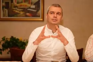 Във Варна БСП (Гуцанов) е с Костадинов, БСП (Нинова) не е