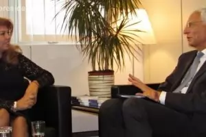 Йотова е недоволна, че в мониторинговия доклад има все нови забележки