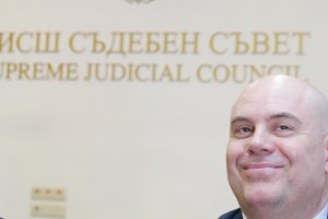 Главният прокурор Иван Гешев отмени в последния момент срещата си